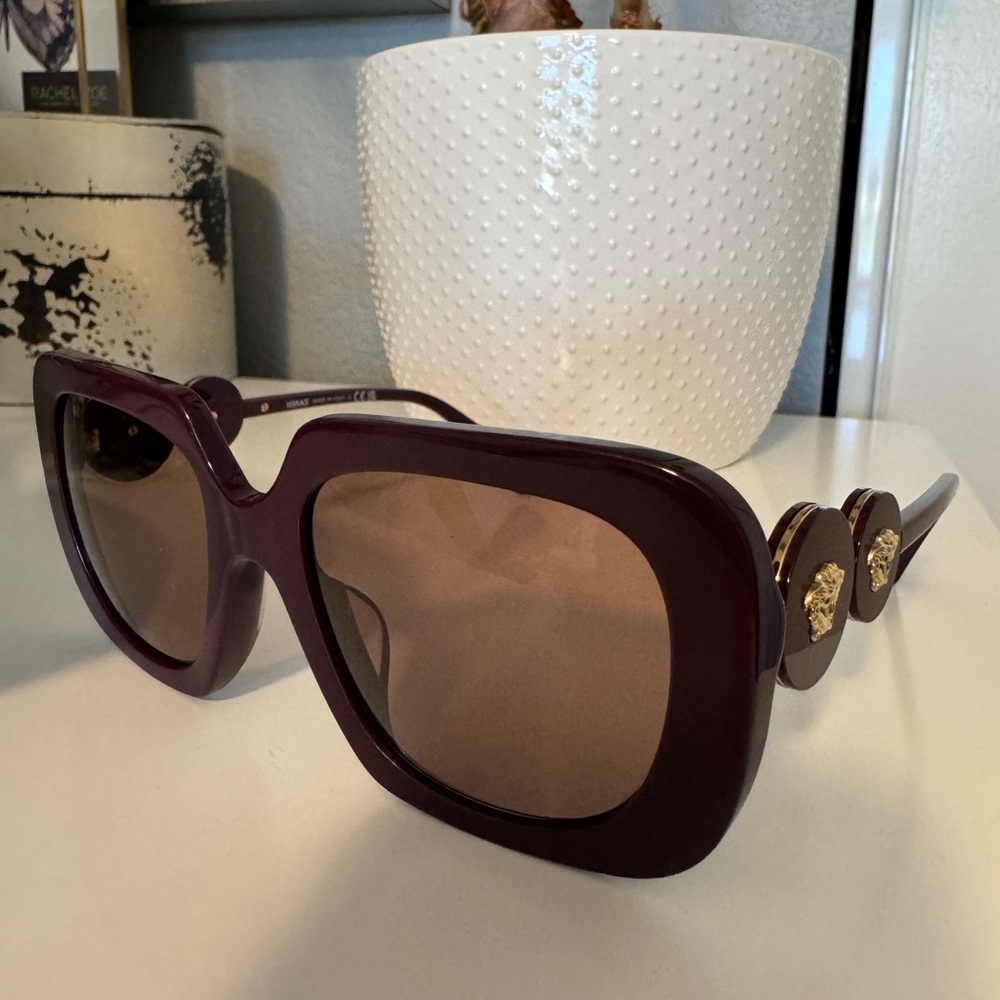 NEW‼️Versace VE4434 54mm Square Full Rim Bordeaux - Picture 16 of 17
